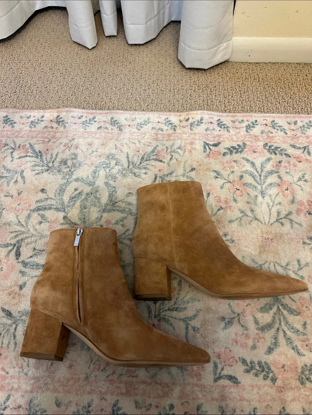 💕Marc Fisher Women's Suede Ankle Booties in Camel with Side Zip💕 - Picture 6 of 9